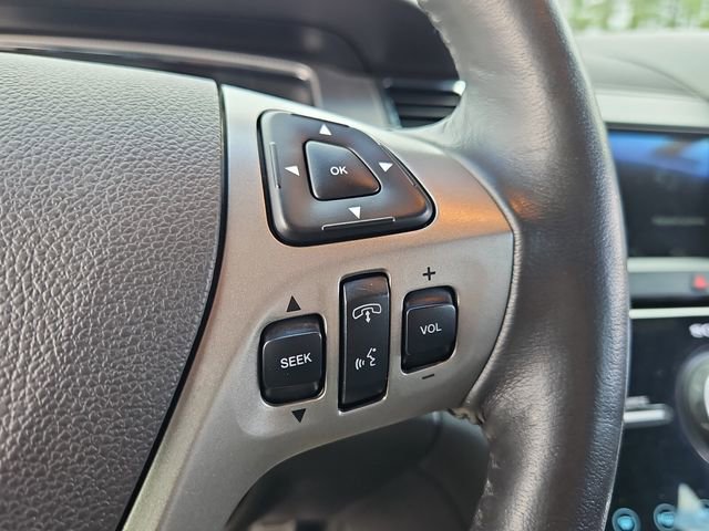 Used 2017 Ford Taurus SHO image 25