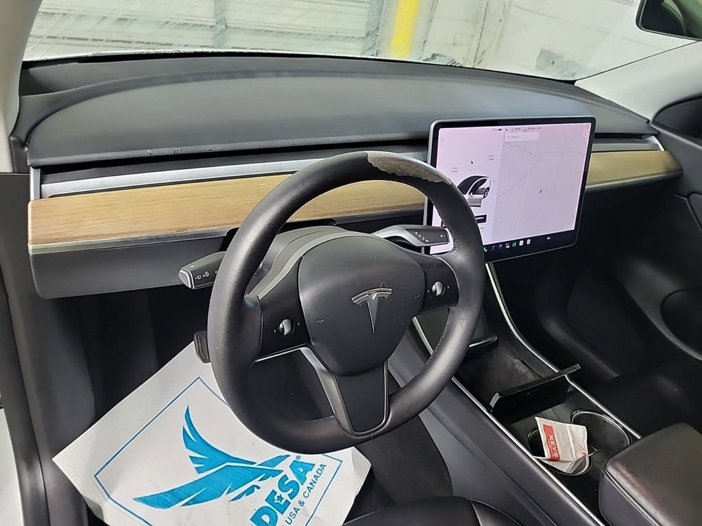 Used 2021 Tesla Model Y Long Range AWD/4WD image 9