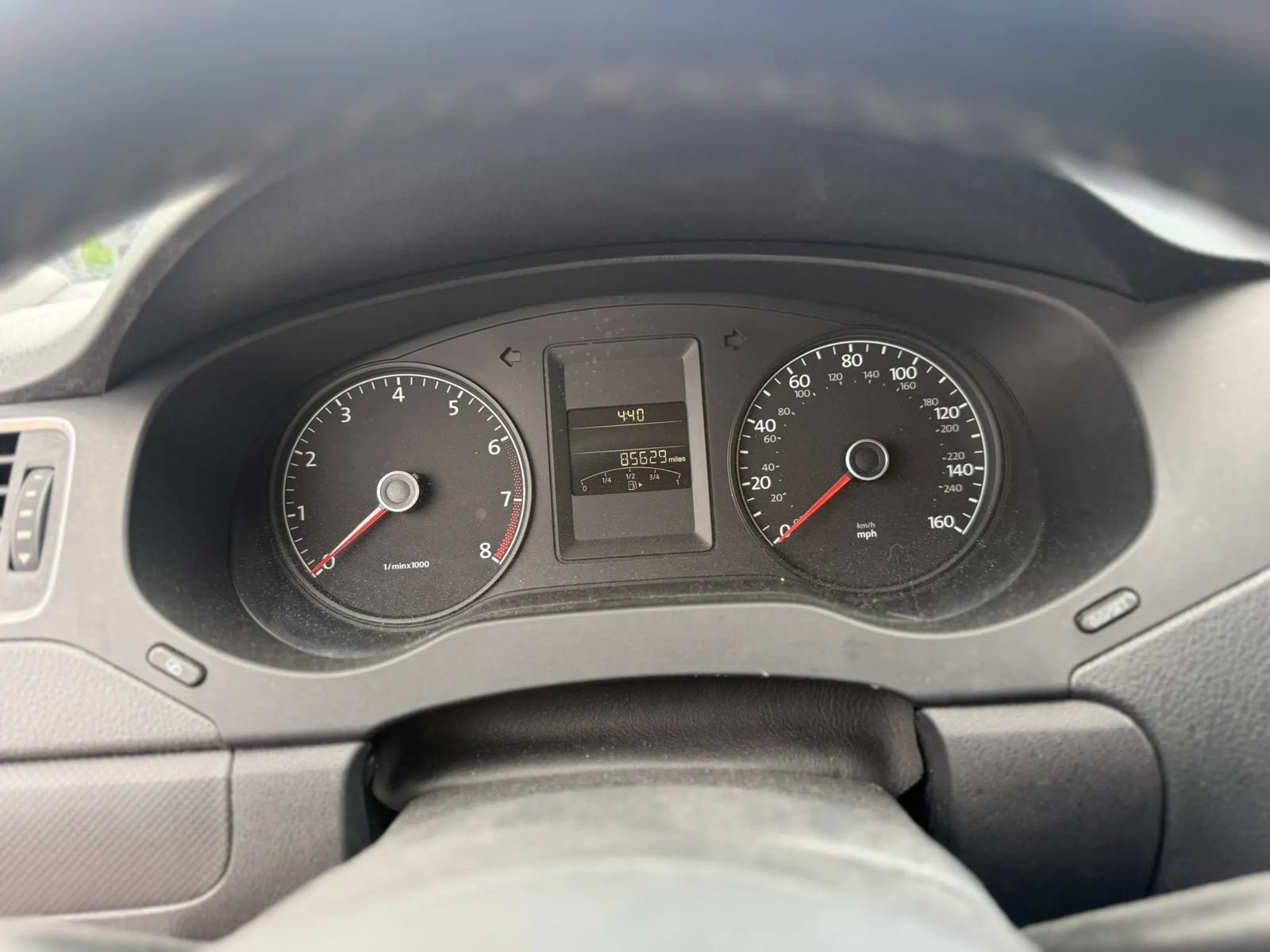Used 2011 Volkswagen Jetta SE FWD image 11