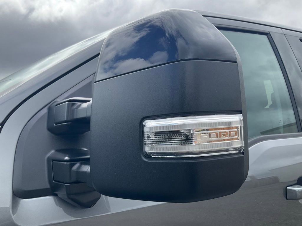 Used 2026 Ford F350 Lariat image 12