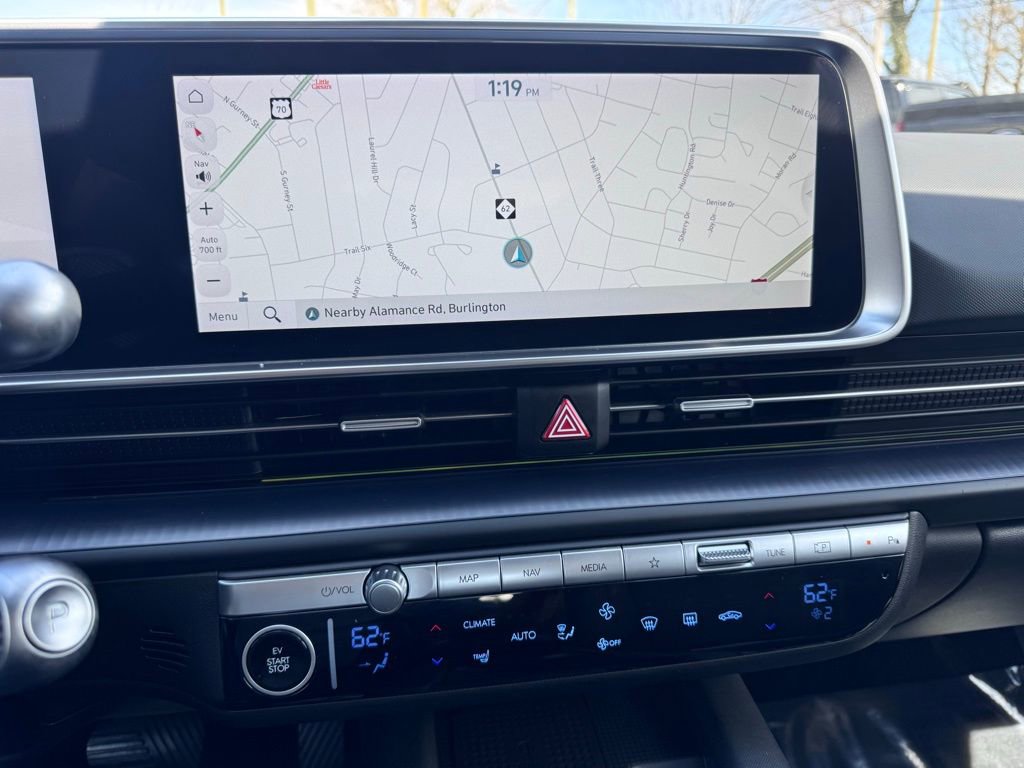 Used 2024 Hyundai Ioniq 6 SEL RWD image 31