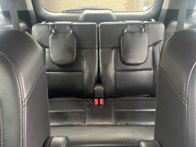 Used 2022 Ford Explorer XLT w/ Equipment Group 202A image 19