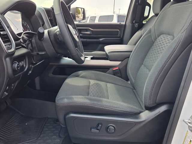 Used 2025 RAM 1500 Big Horn AWD/4WD image 5
