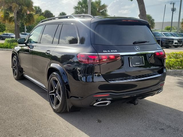 Used 2024 Mercedes-Benz GLS 450 4MATIC image 4