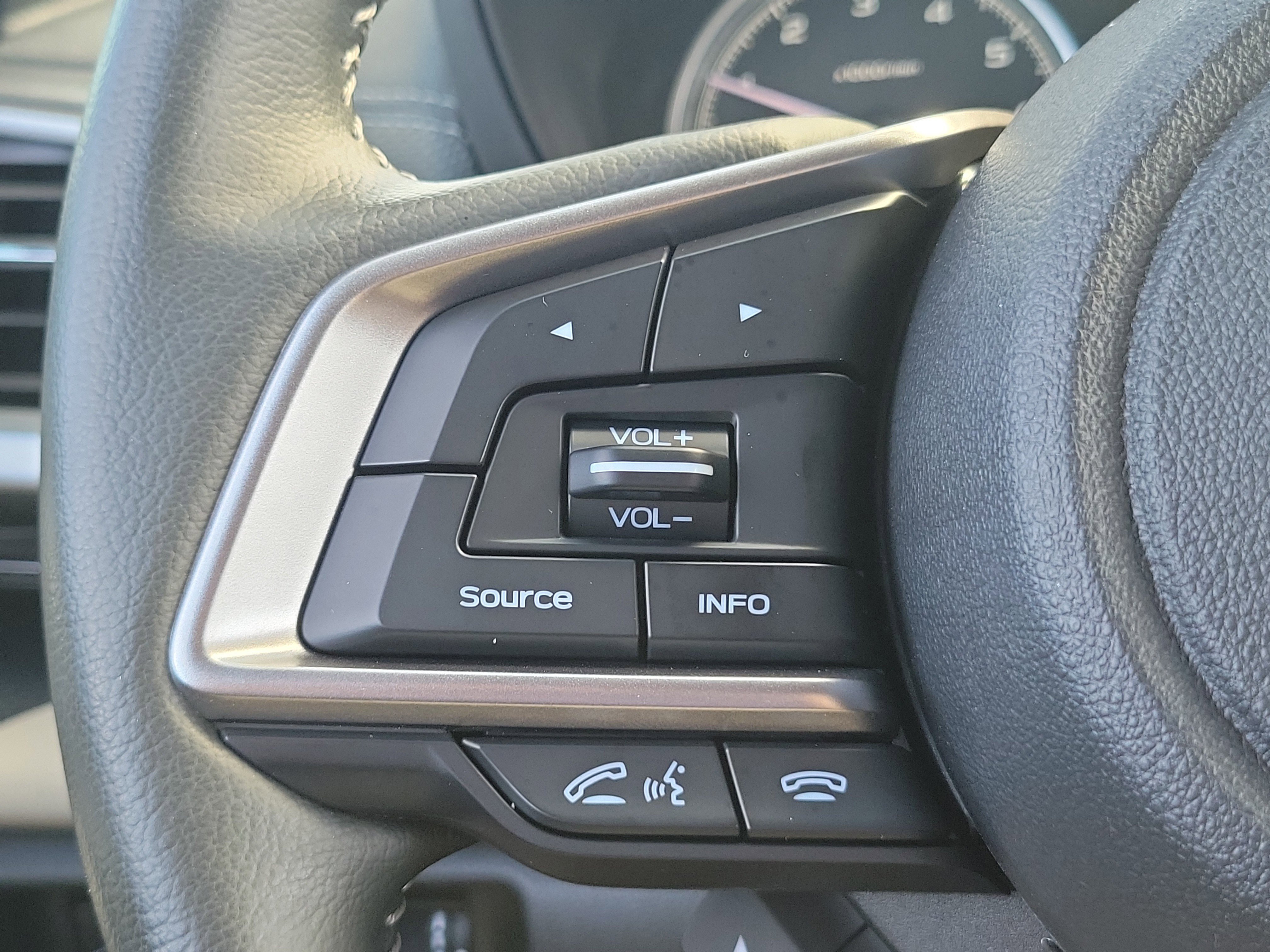 Certified 2022 Subaru Forester Limited w/ Popular Package #3 image 27