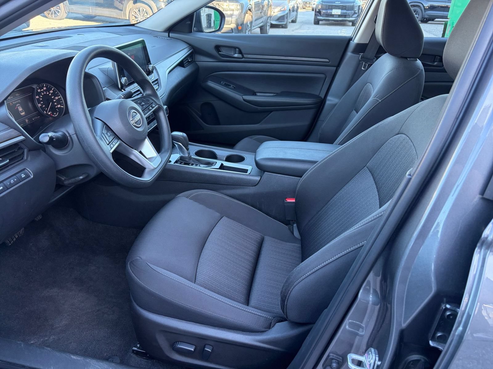 Used 2026 Nissan Altima 2.5 SV FWD image 25