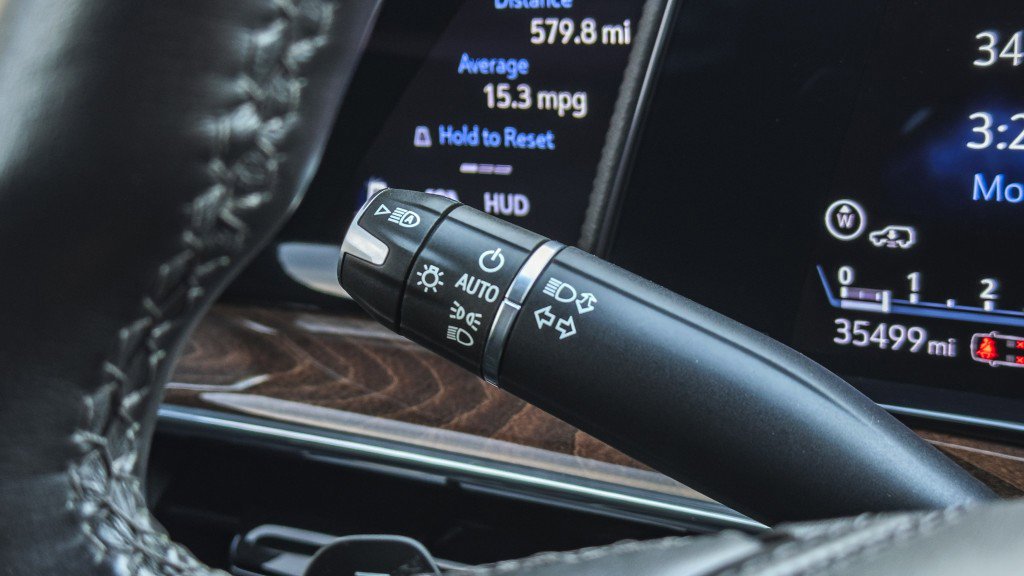 Used 2022 Cadillac Escalade ESV Sport Platinum w/ Heavy-Duty Trailer Package image 44