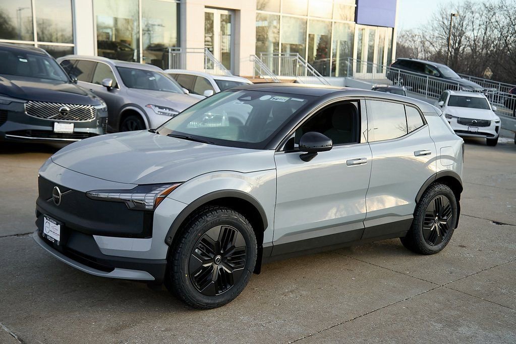 New 2026 Volvo EX30 Cross Country Ultra w/ Protection Package Premier image 6
