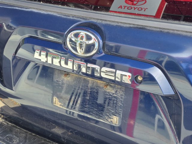Used 2017 Toyota 4Runner SR5 Premium AWD/4WD image 15
