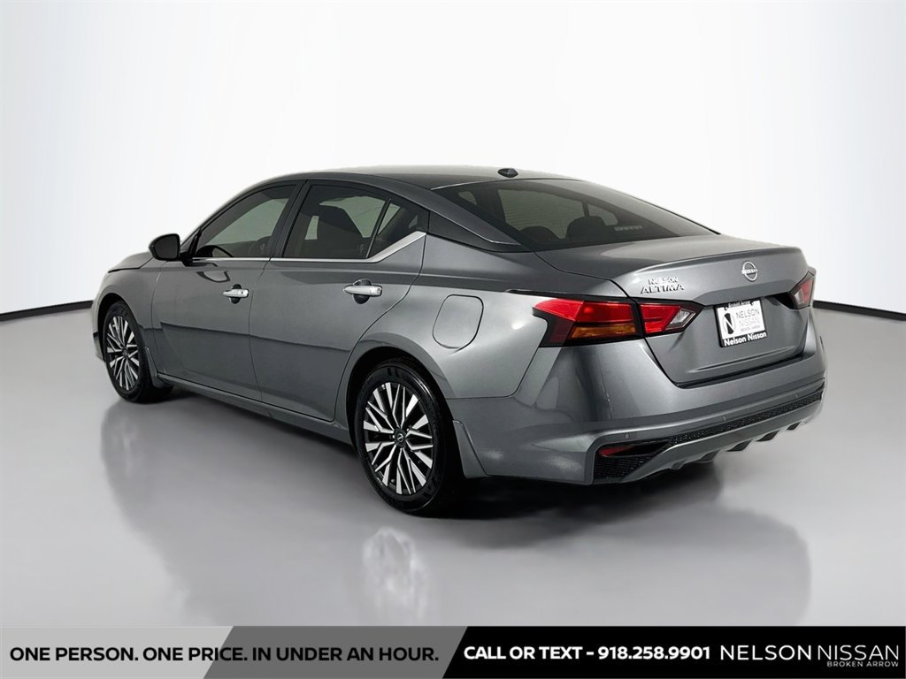 Certified 2025 Nissan Altima 2.5 SV FWD image 7