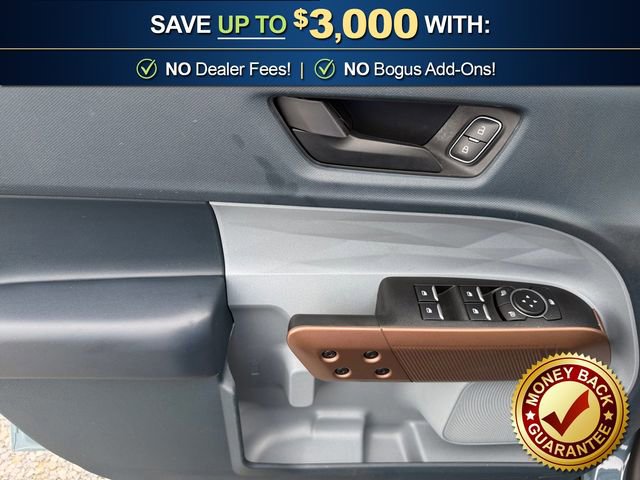 Used 2023 Ford Maverick Lariat w/ Lariat Luxury Package FWD image 16