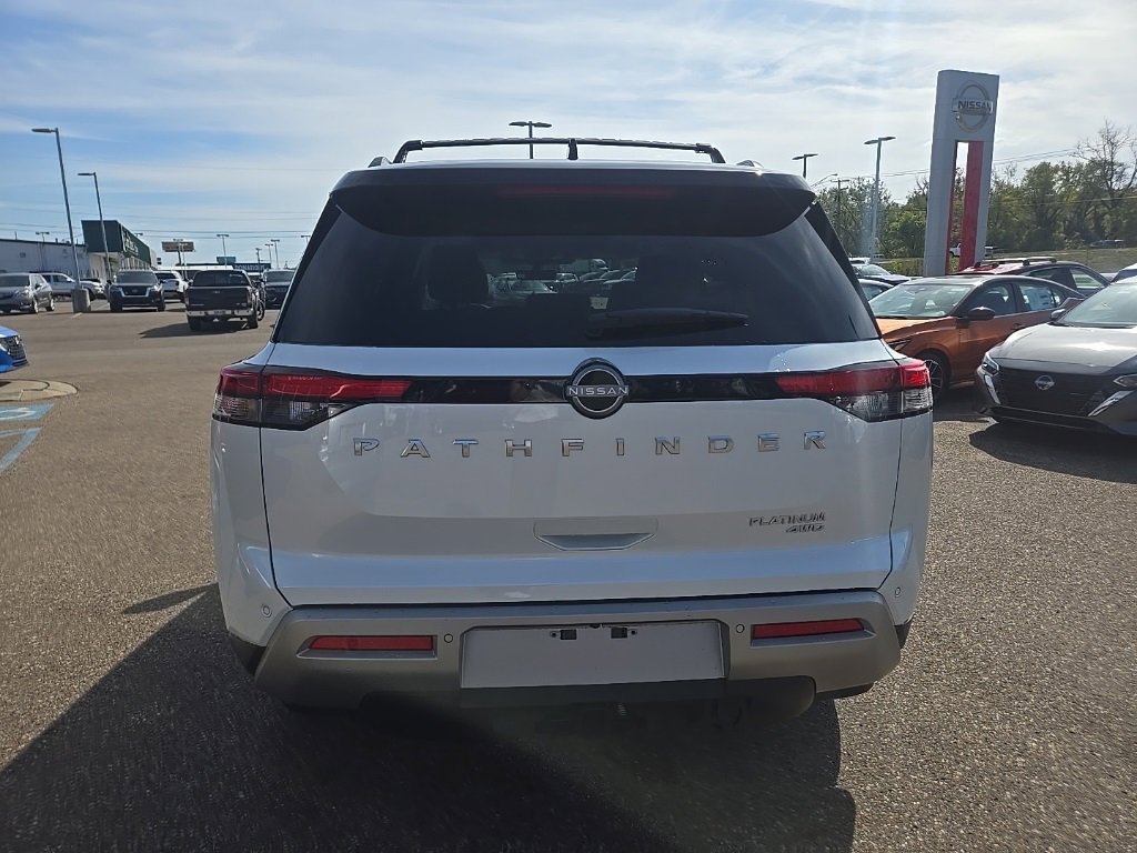 New 2025 Nissan Pathfinder Platinum w/ Lighting Package (N92) image 6