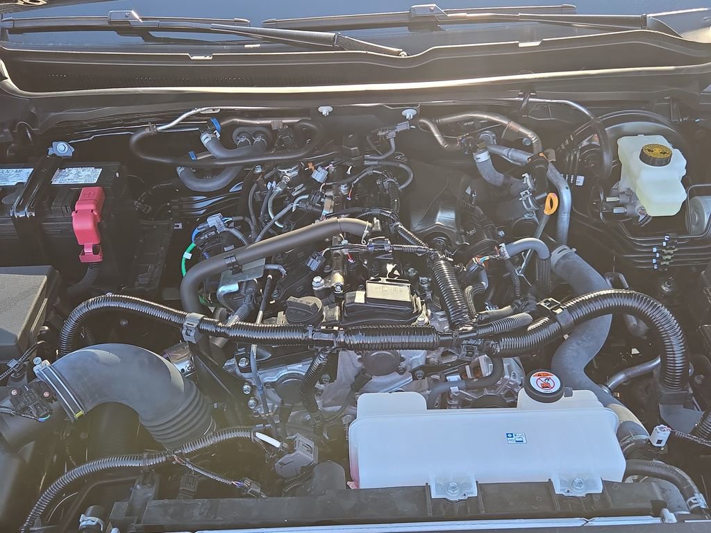 Certified 2025 Toyota Tacoma SR5 image 34