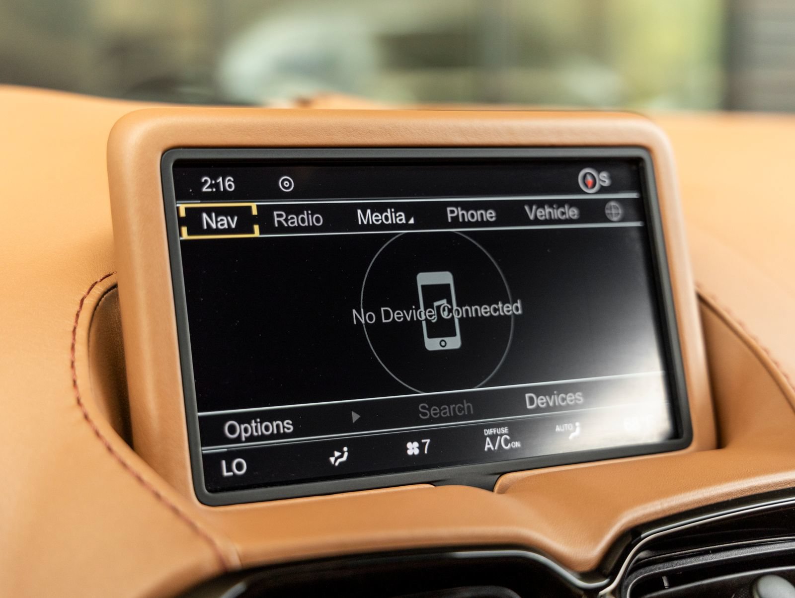 Used 2020 Aston Martin V8 Vantage Coupe RWD image 27