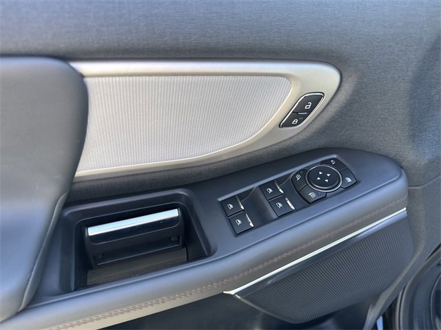 New 2025 Ford Expedition Max Active image 16