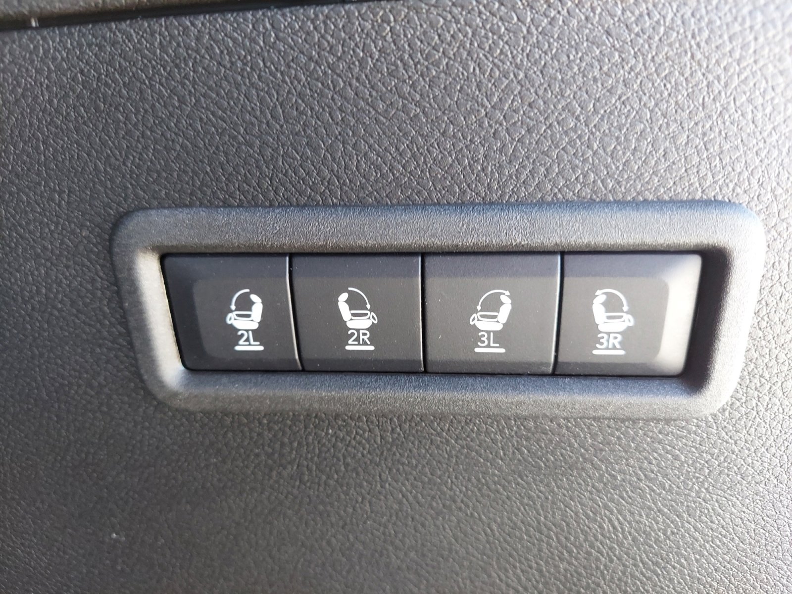 New 2026 Jeep Grand Wagoneer Limited image 34