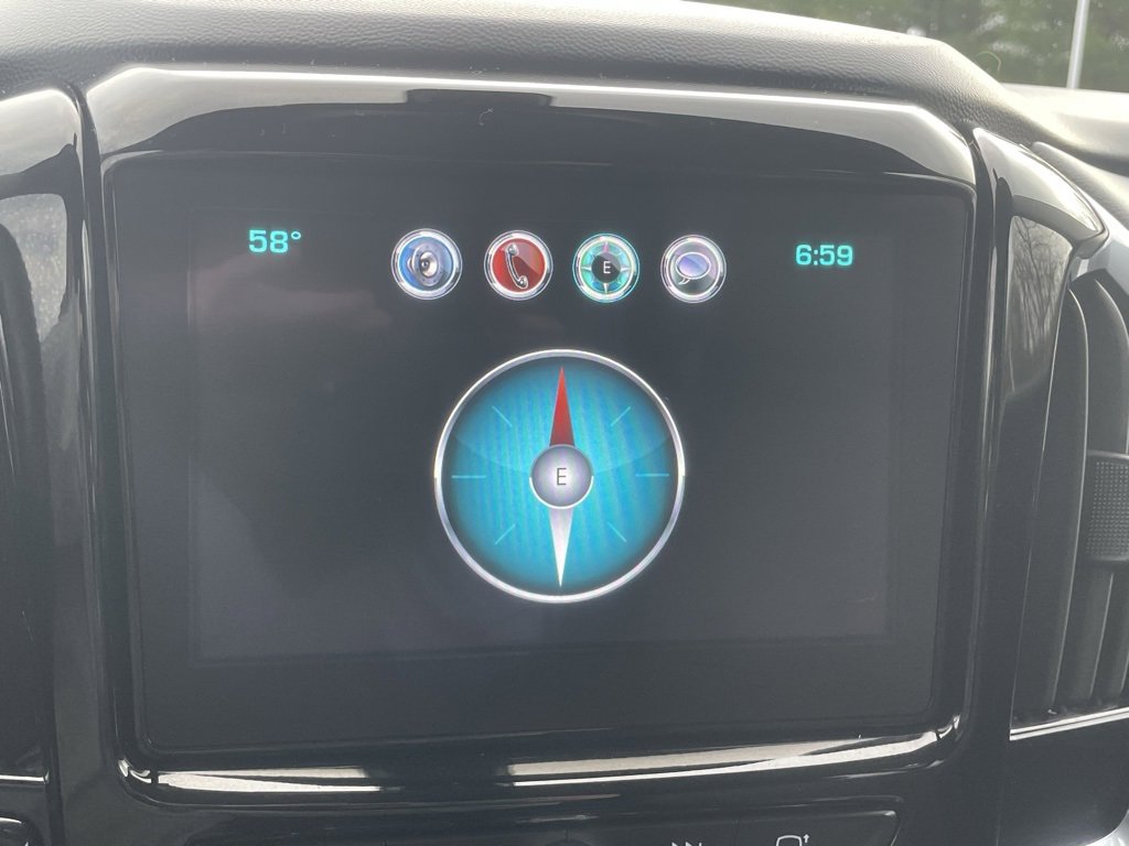 Used 2018 Chevrolet Traverse LT image 44