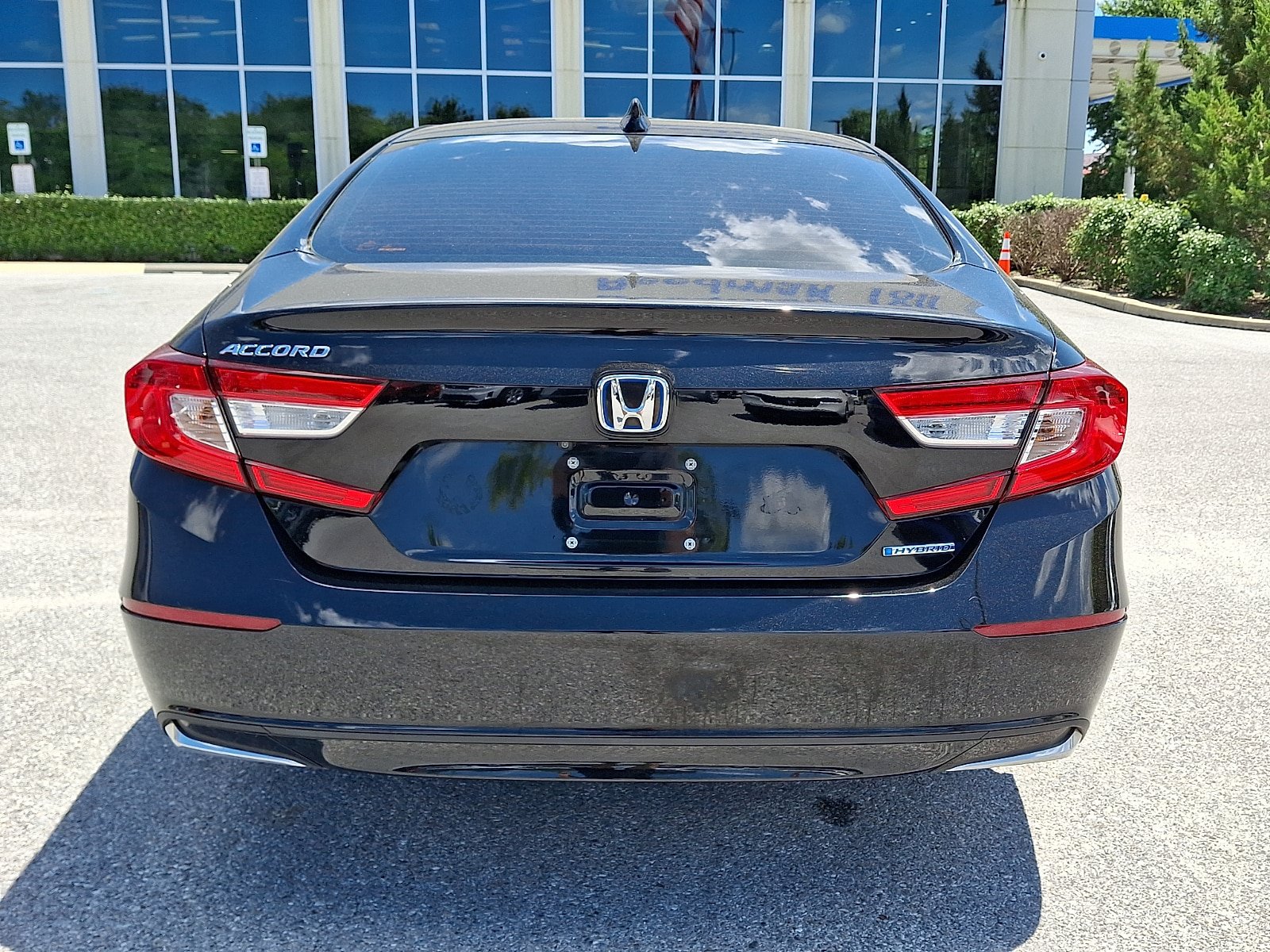 Used 2021 Honda Accord EX image 5