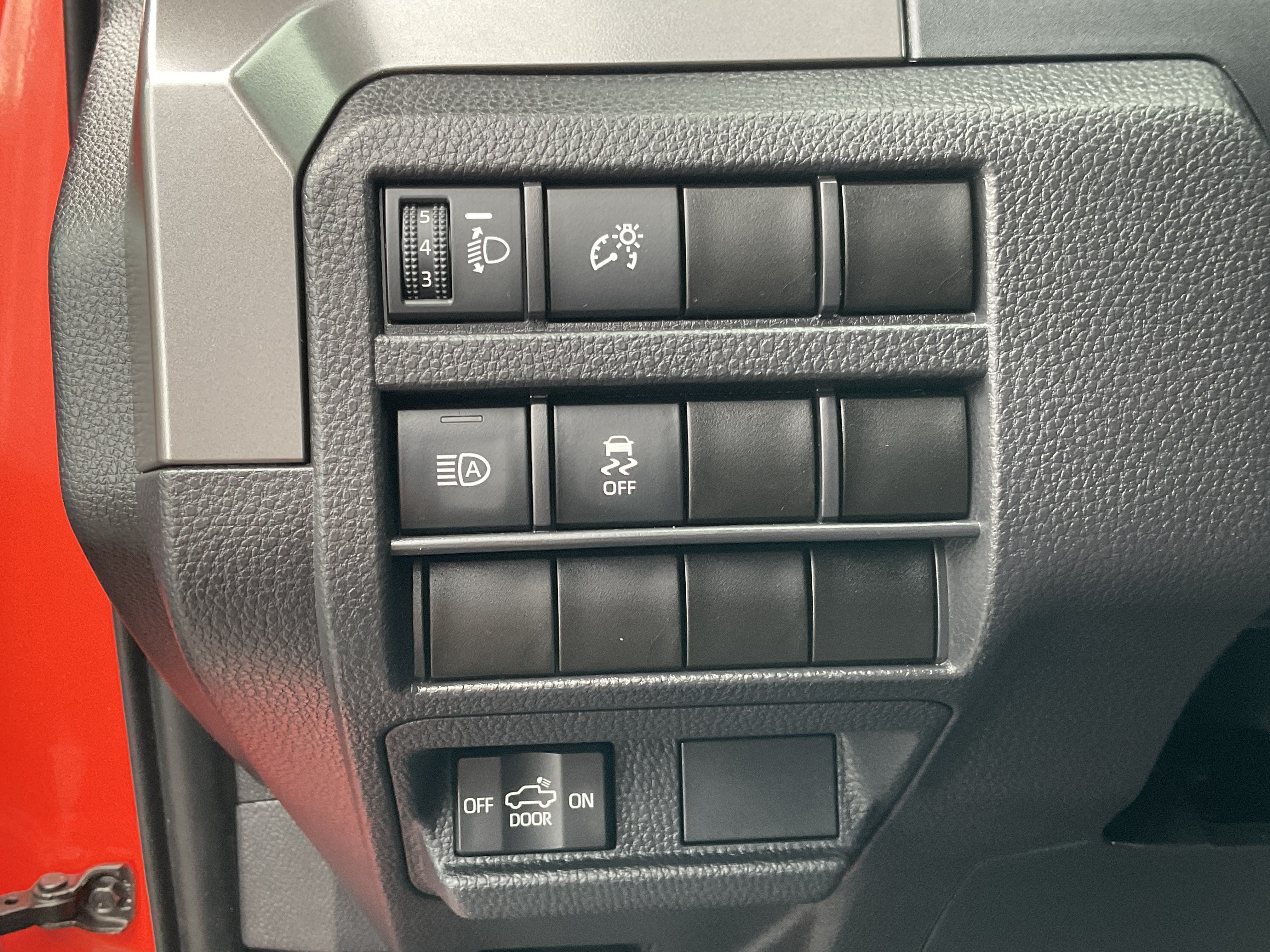 Used 2024 Toyota Tacoma TRD Off-Road AWD/4WD image 29