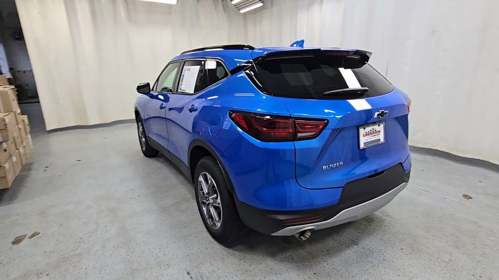 Certified 2024 Chevrolet Blazer LT w/ Convenience Package FWD image 10