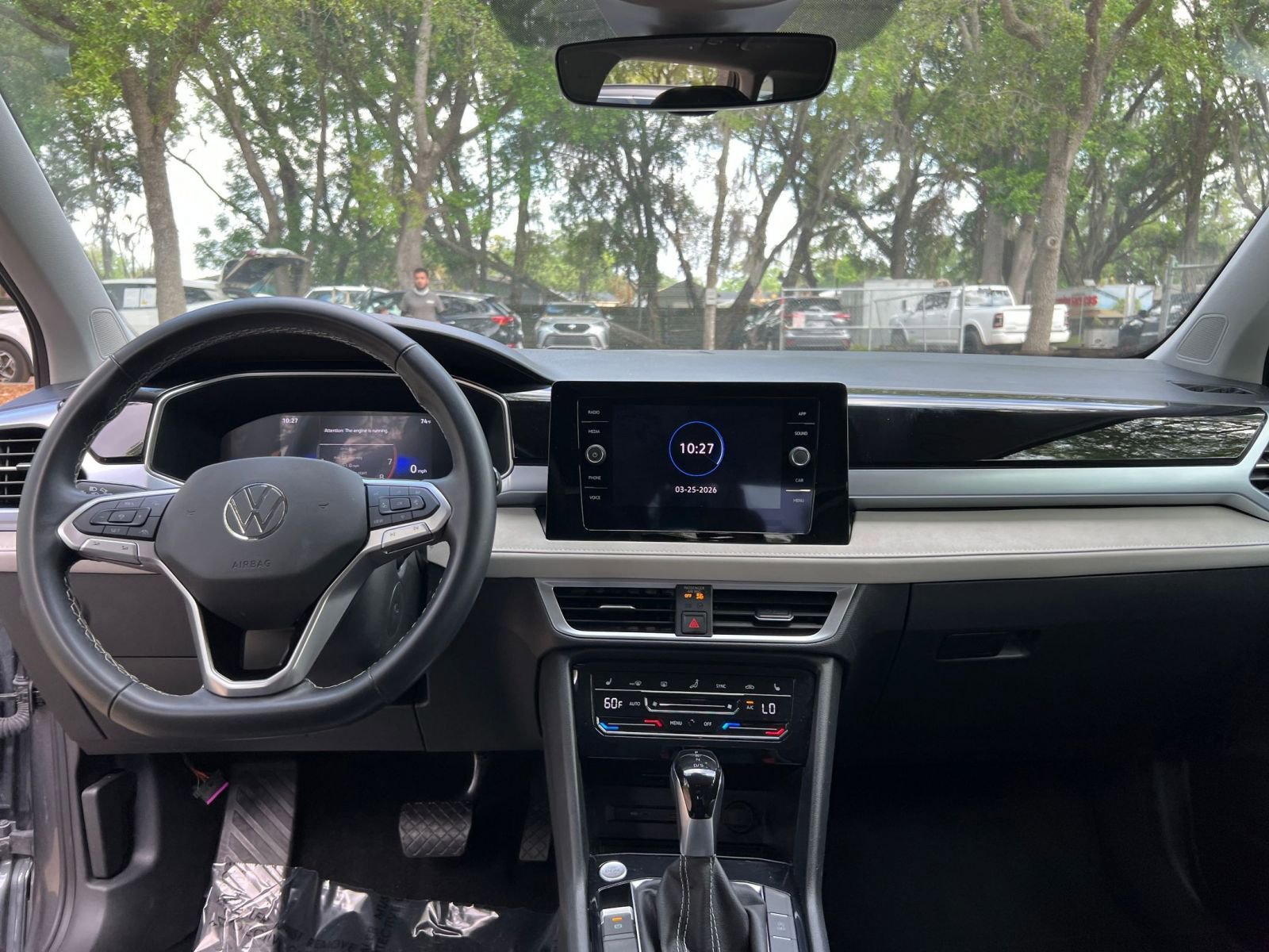 Used 2025 Volkswagen Taos SE image 34