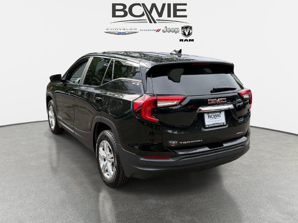 Used 2024 GMC Terrain SLE AWD/4WD image 4