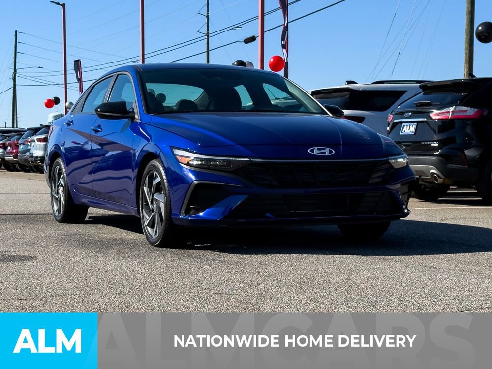 Used 2025 Hyundai Elantra Sport image 5