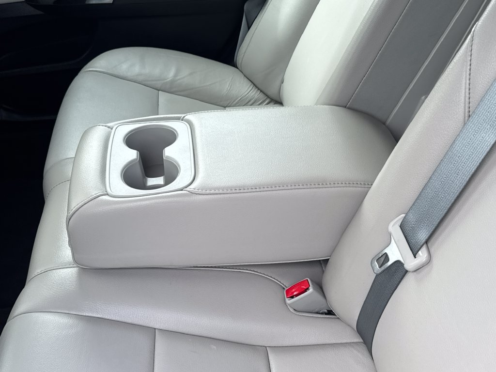 Used 2016 Toyota Avalon XLE Premium FWD image 36