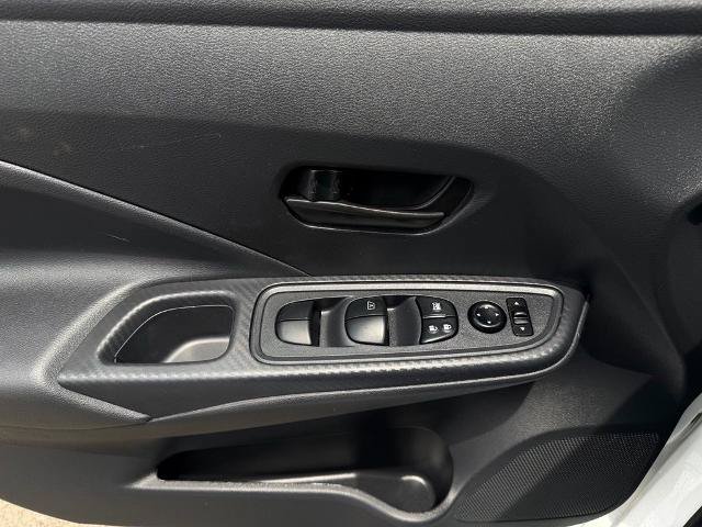 Certified 2025 Nissan Versa S FWD image 19