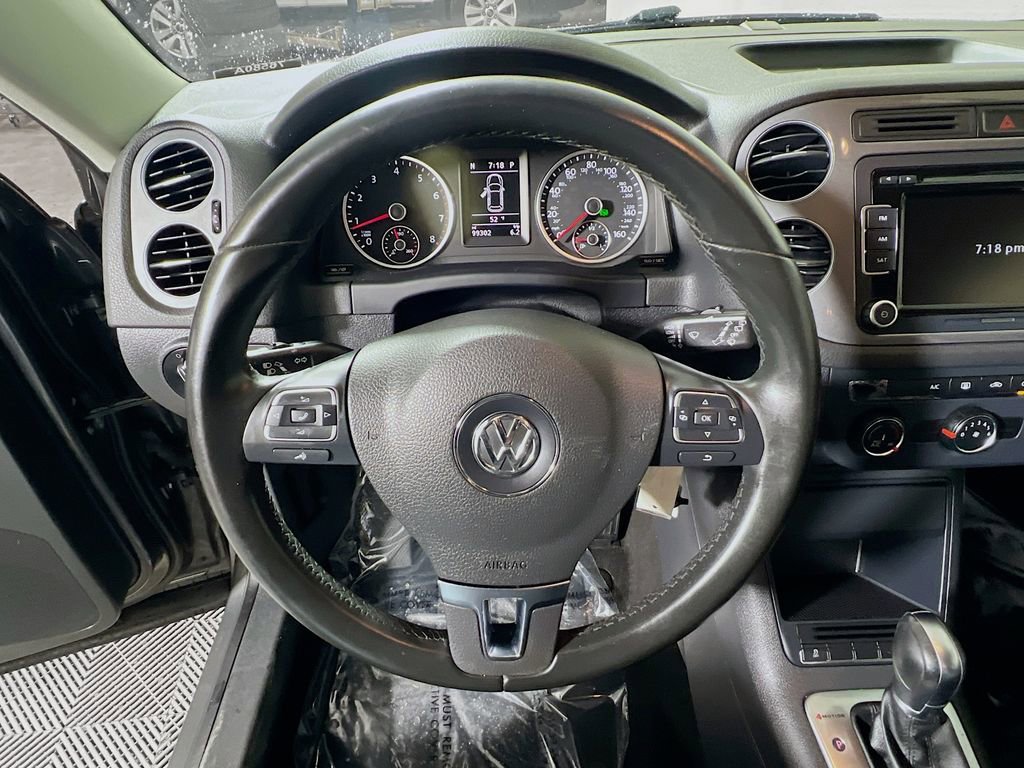 Used 2015 Volkswagen Tiguan S AWD/4WD image 10