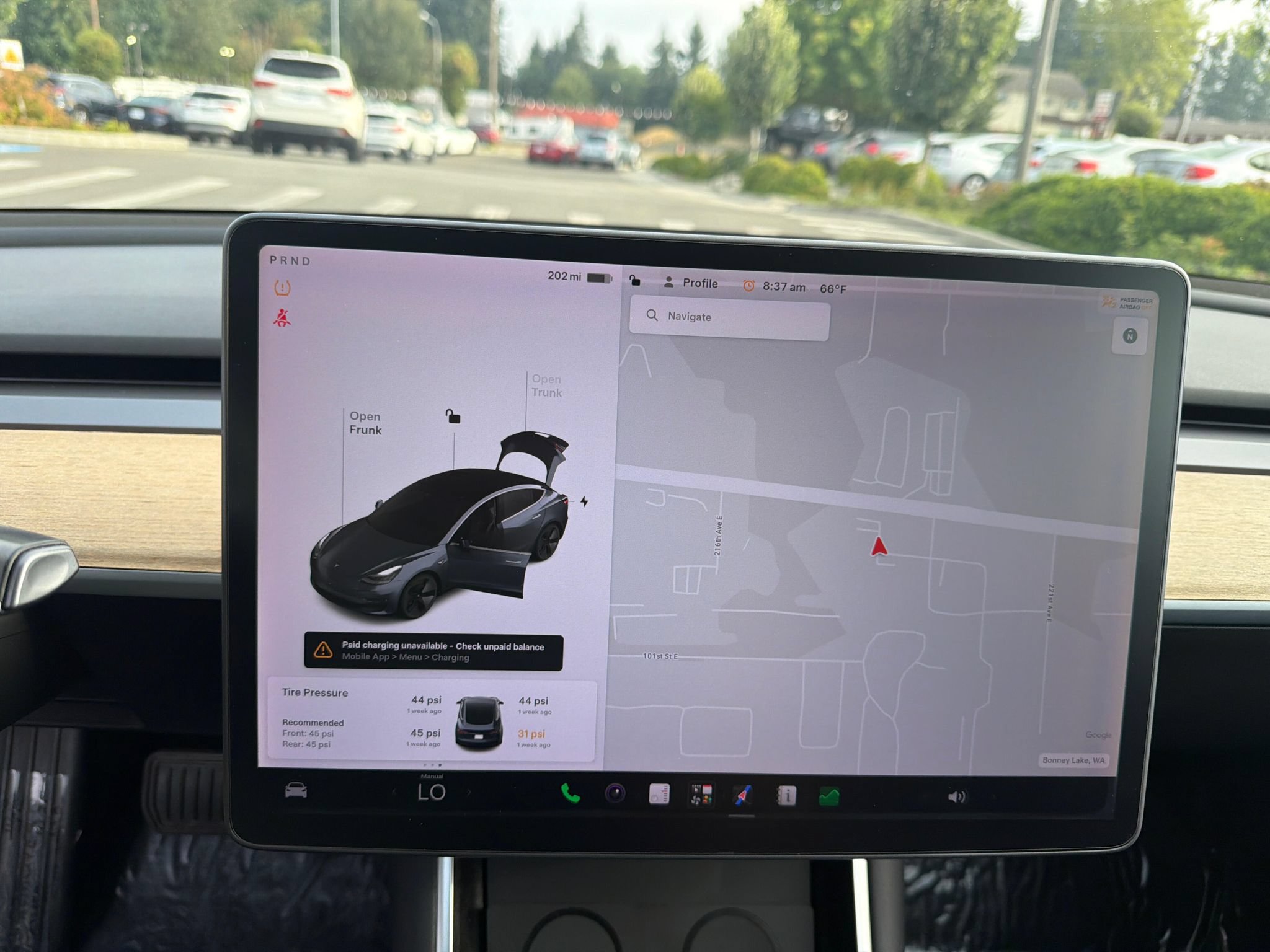 Used 2018 Tesla Model 3 Long Range RWD image 14