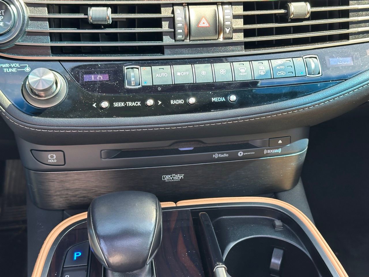 Used 2021 Lexus LS 500 w/ Luxury Package image 36