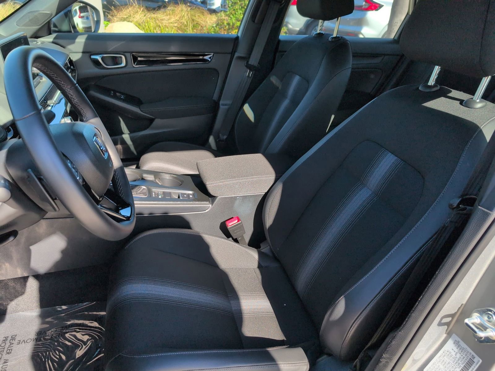 Used 2025 Honda Civic Sport image 17