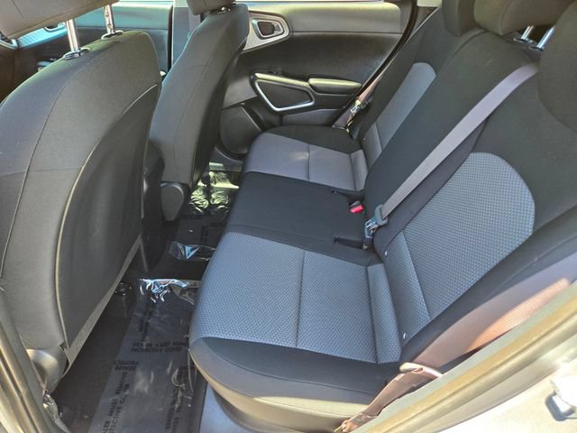 Used 2024 Kia Soul LX w/ Option Group 015 FWD image 14