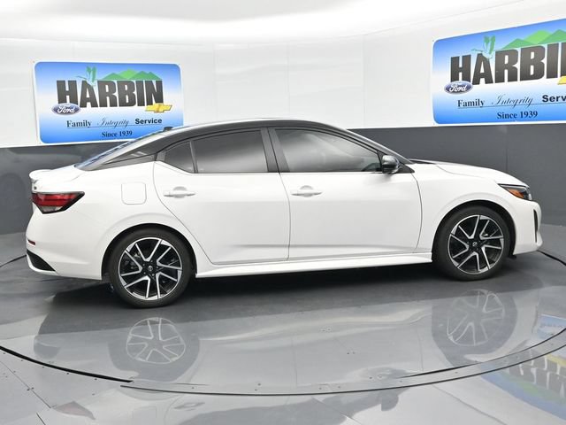 Used 2024 Nissan Sentra SR w/ SR Premium Package FWD image 6