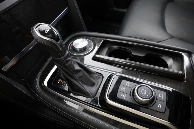 Used 2024 INFINITI QX80 Luxe image 22
