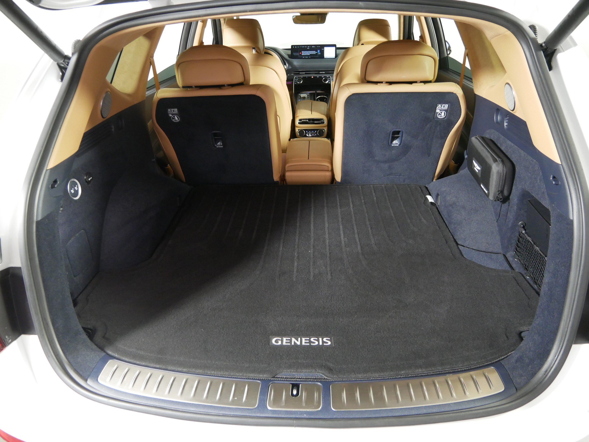 Used 2024 Genesis GV80 3.5T Prestige Signature AWD/4WD image 18
