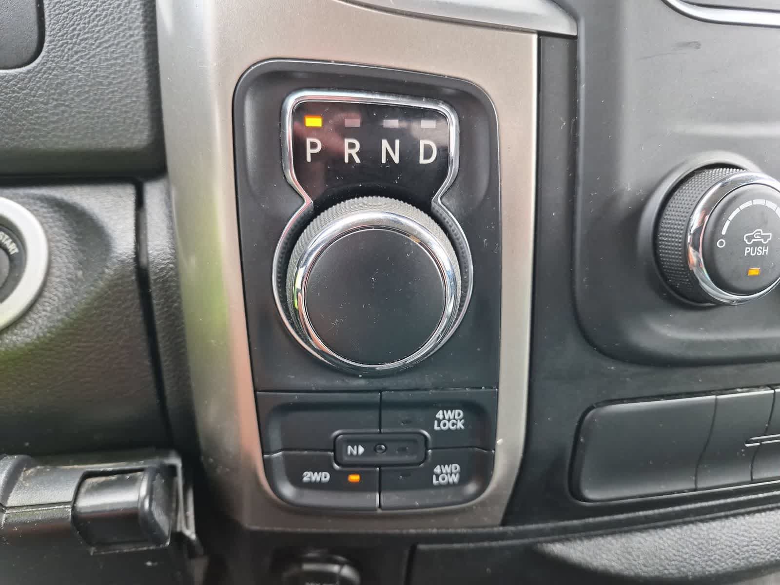 Used 2019 RAM 1500 Classic SLT AWD/4WD image 29