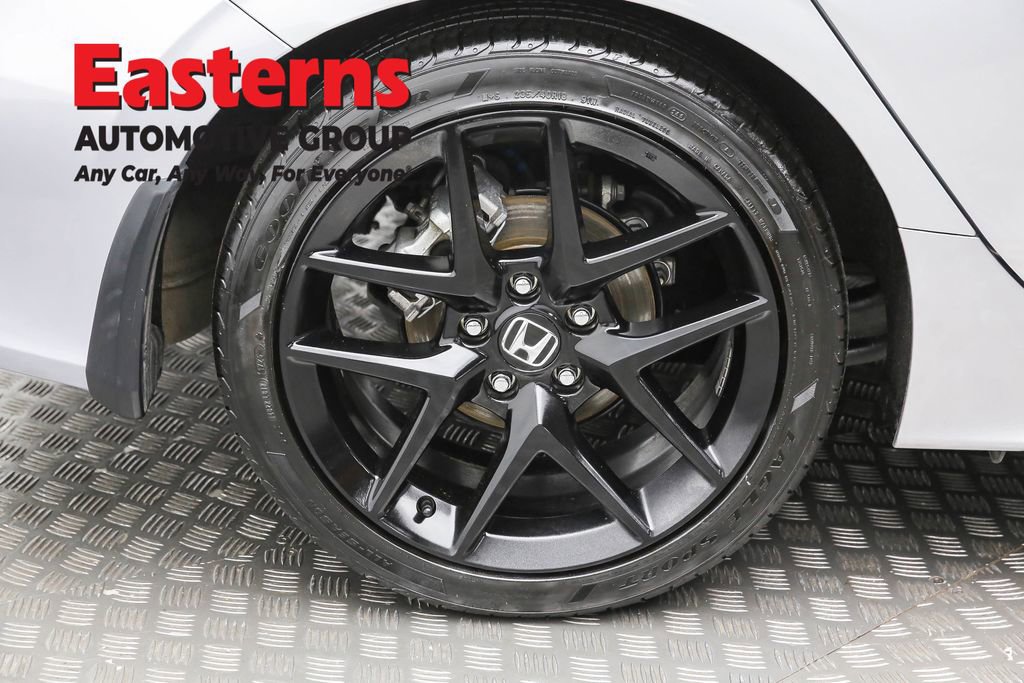 Used 2025 Honda Civic Sport image 29