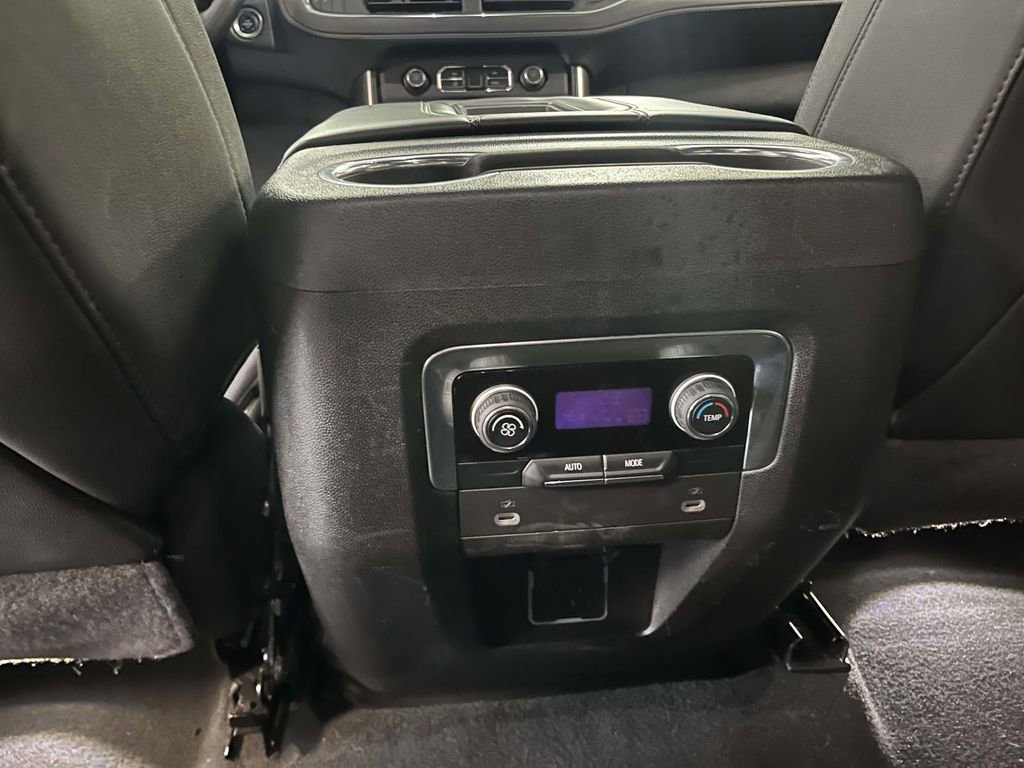 Used 2024 Chevrolet Tahoe LT image 16