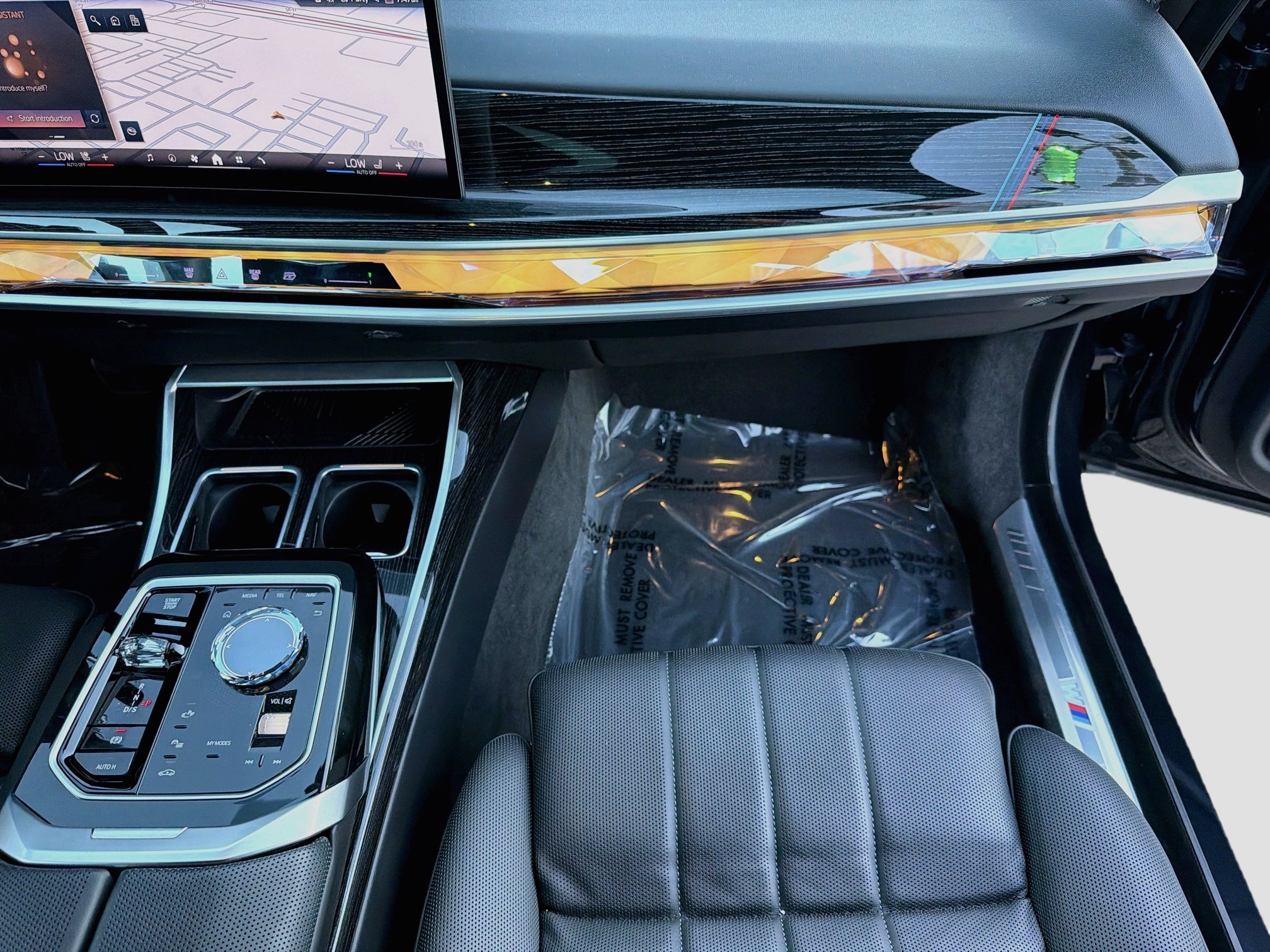 Used 2026 BMW 740i RWD image 18