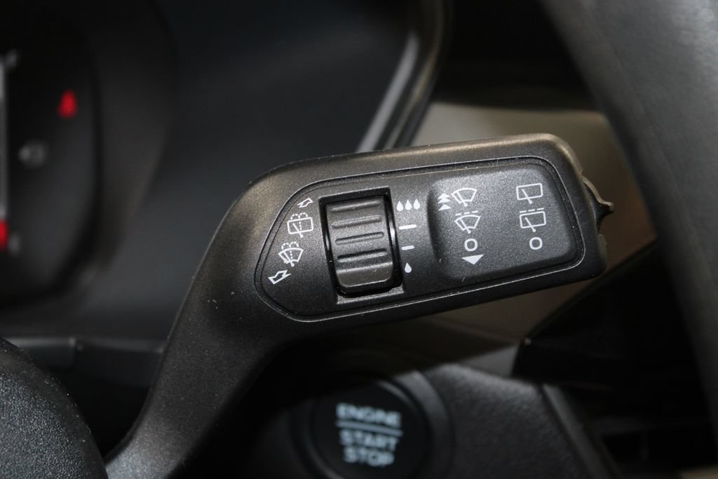 Used 2025 Ford Escape Active AWD/4WD image 34