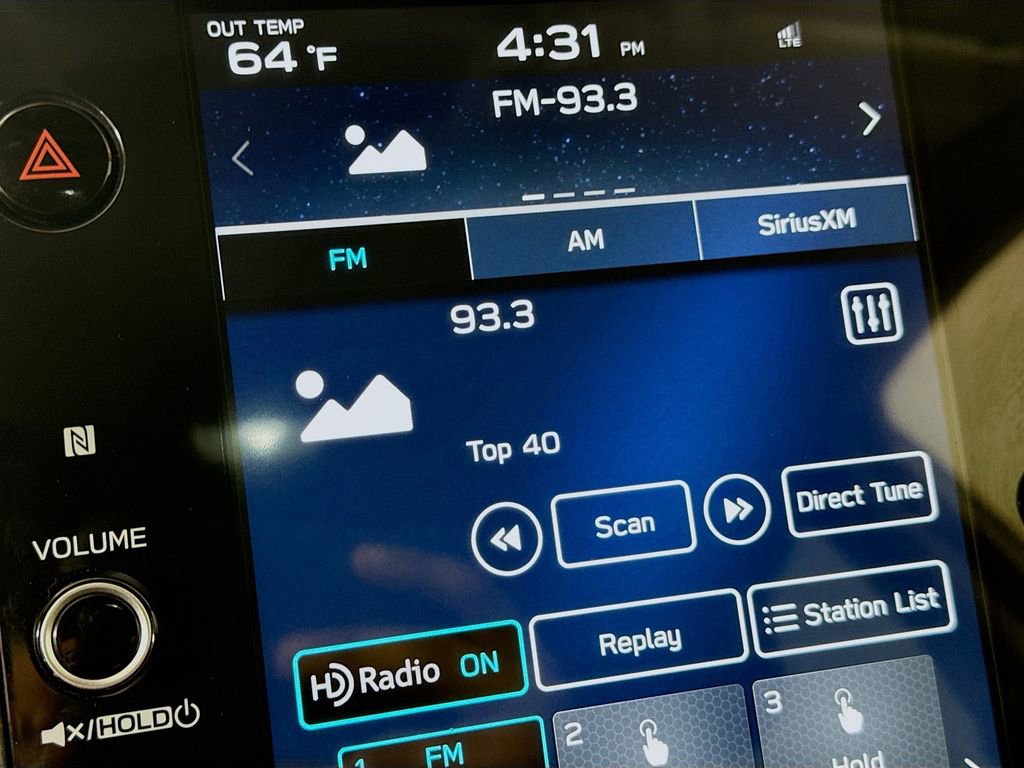 Used 2024 Subaru Crosstrek 2.0i Premium image 14