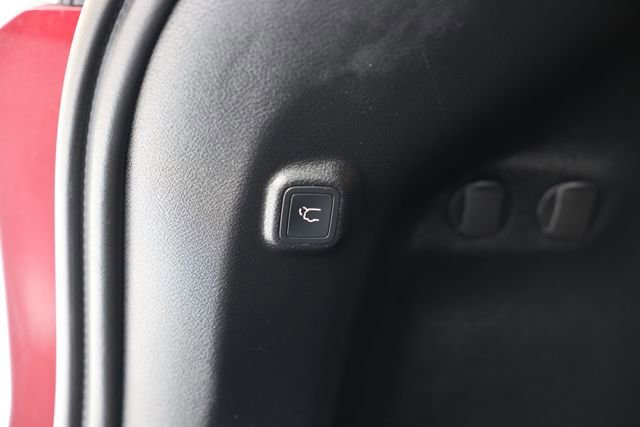 Used 2021 Jeep Cherokee Latitude Lux w/ Comfort/Convenience Group image 10