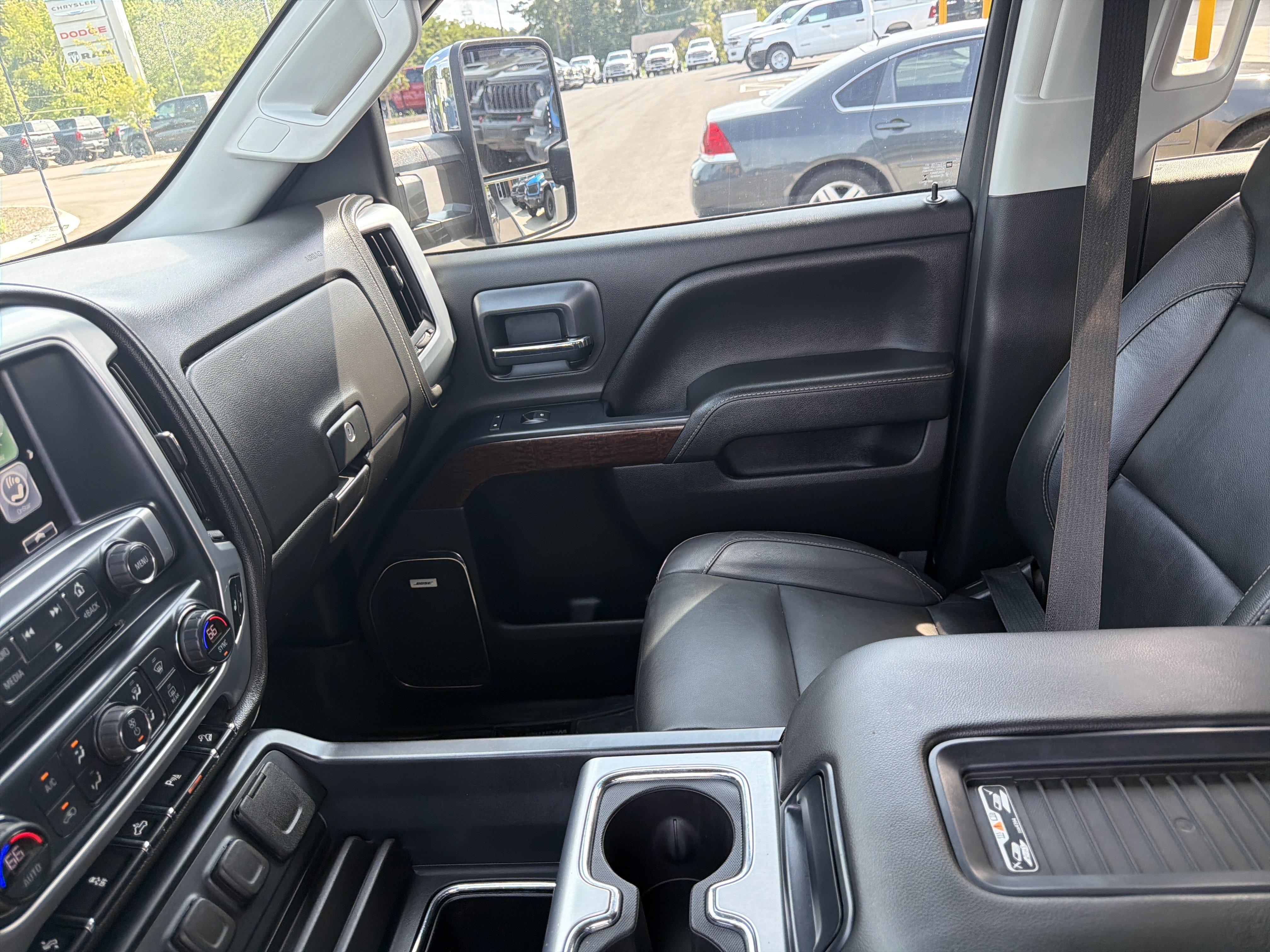 Used 2019 GMC Sierra 2500 SLT AWD/4WD image 37