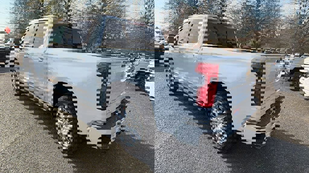 New 2026 Chevrolet Silverado 1500 High Country image 7