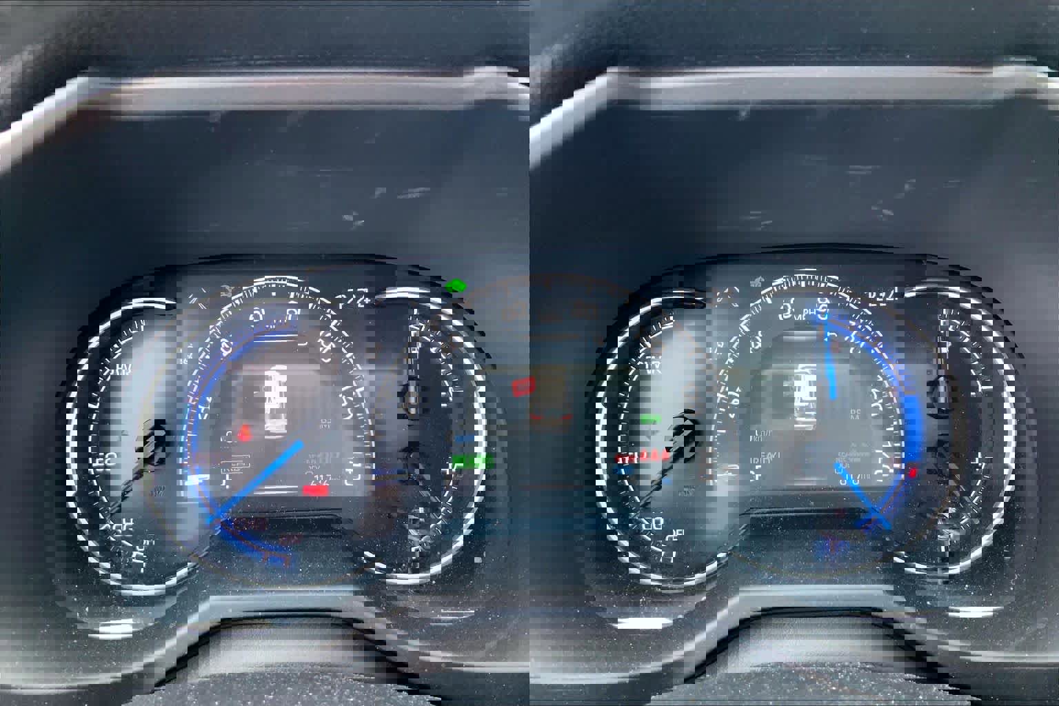 Used 2024 Toyota RAV4 XLE Premium w/ Weather Package image 26