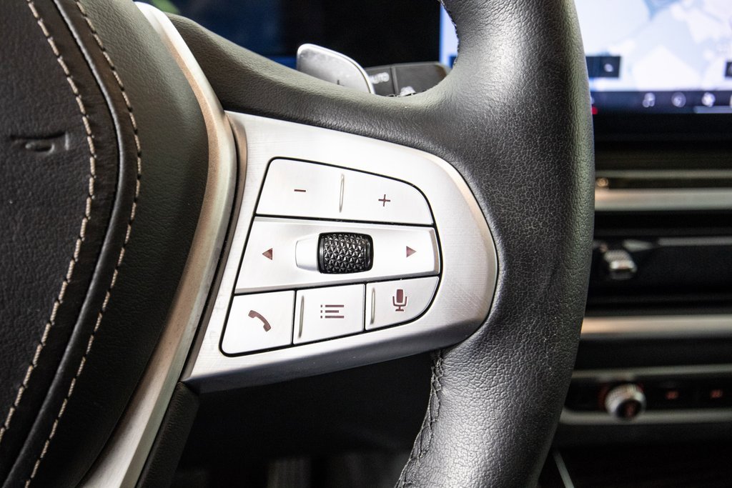 Used 2024 BMW X7 xDrive40i image 23