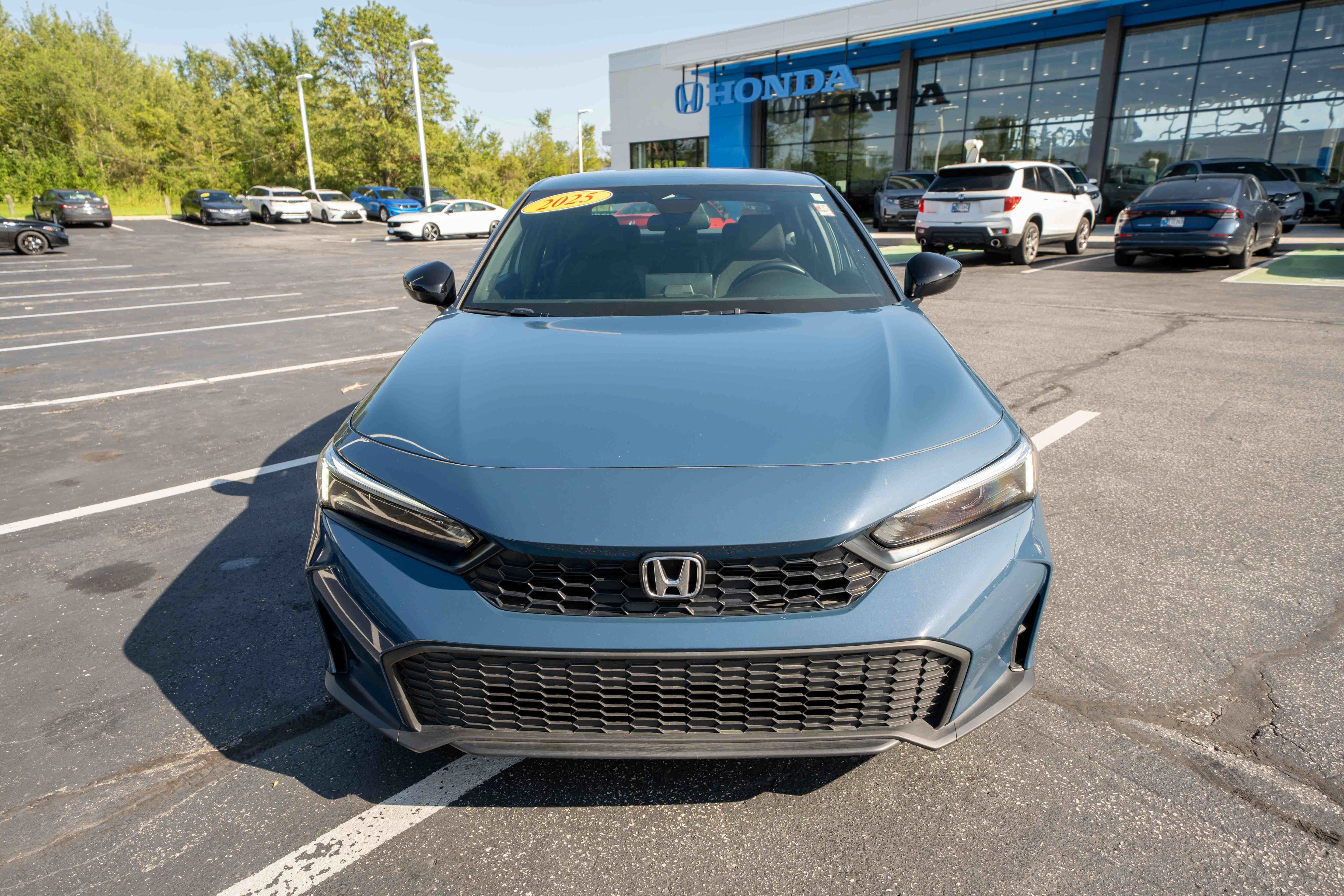 Certified 2025 Honda Civic Sport image 2
