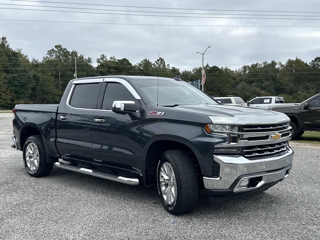 Used 2021 Chevrolet Silverado 1500 LTZ image 3